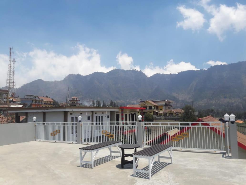 Bromo Otix Guest House 외부 사진